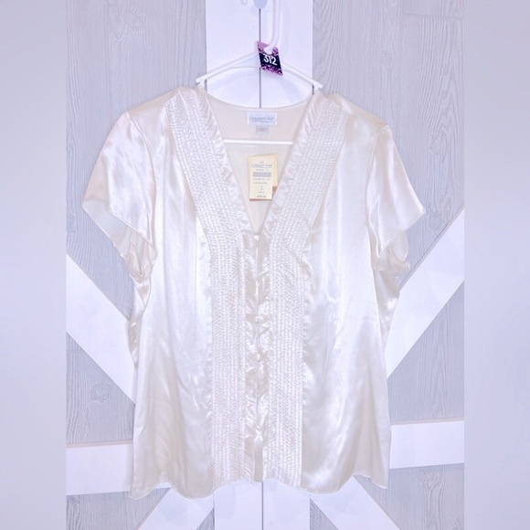 B3.23 Coldwater Creek NWT Ivory Satin Blouse L - Picture 1 of 5